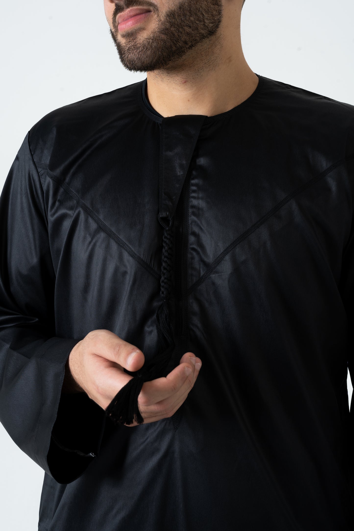 Black Emirati Thobe