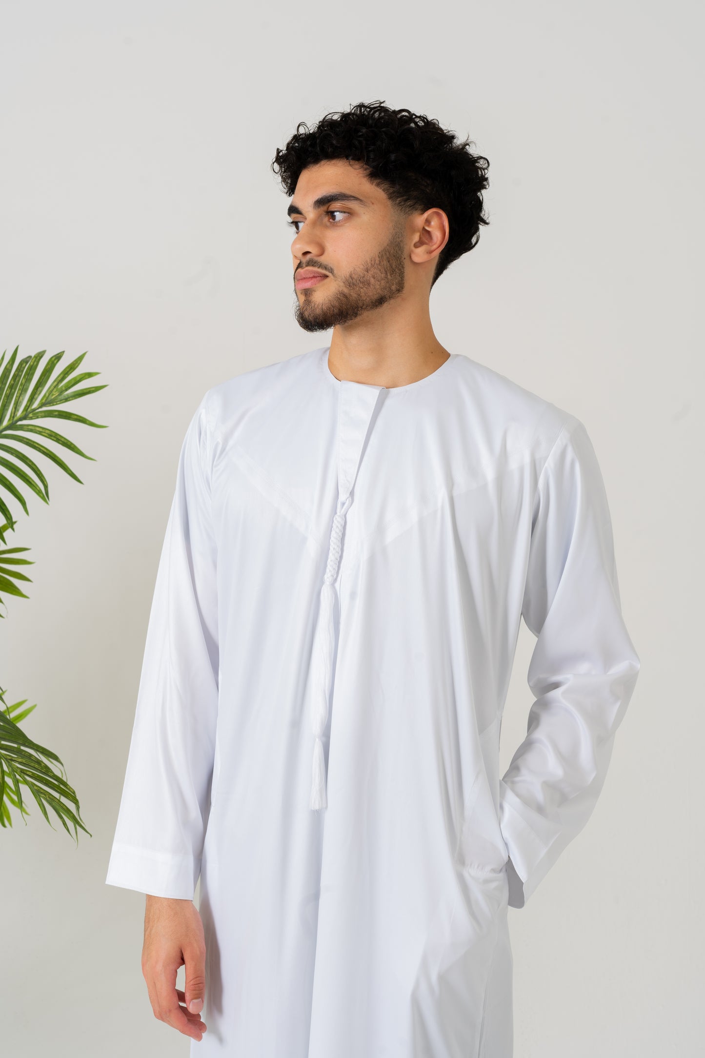 White Emirati Thobe