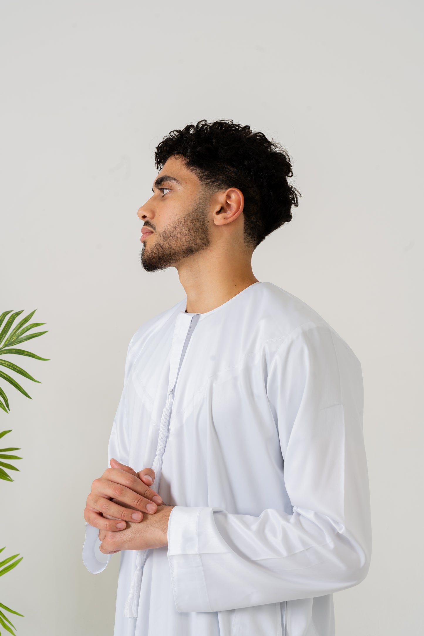 White Emirati Thobe